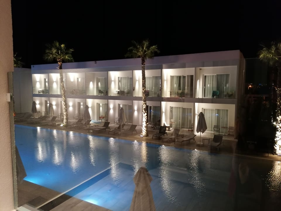 Ausblick White Dreams Resort & Anex