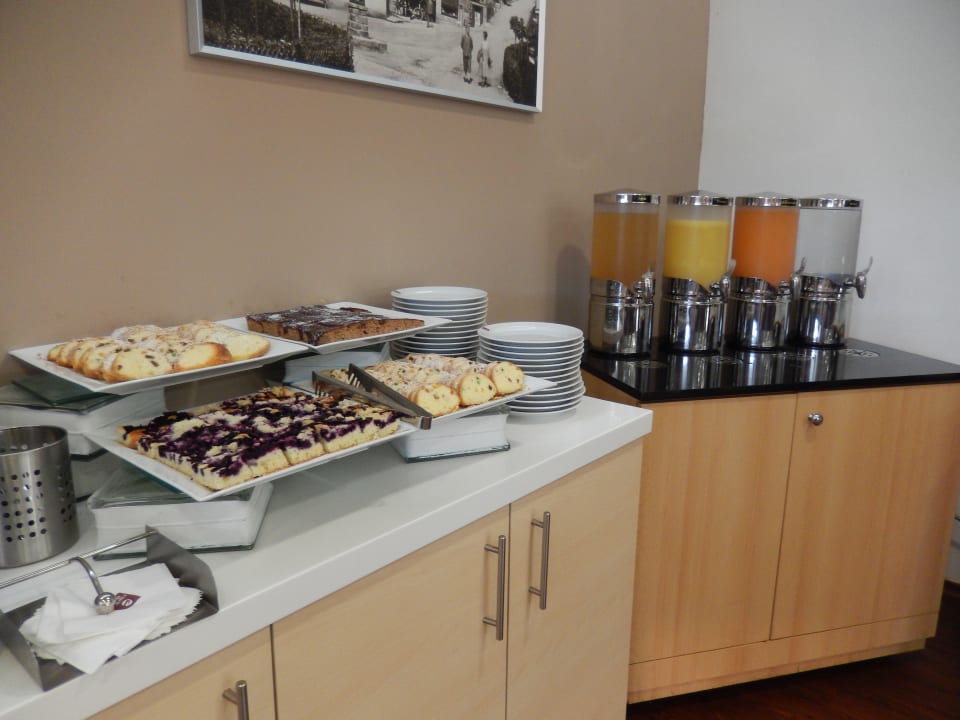 Frühstück Pinia Hotel & Resort