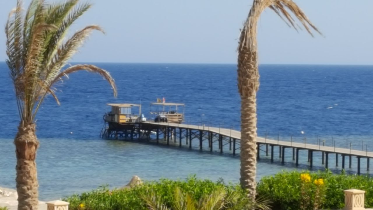 Strand Rohanou Beach Resort