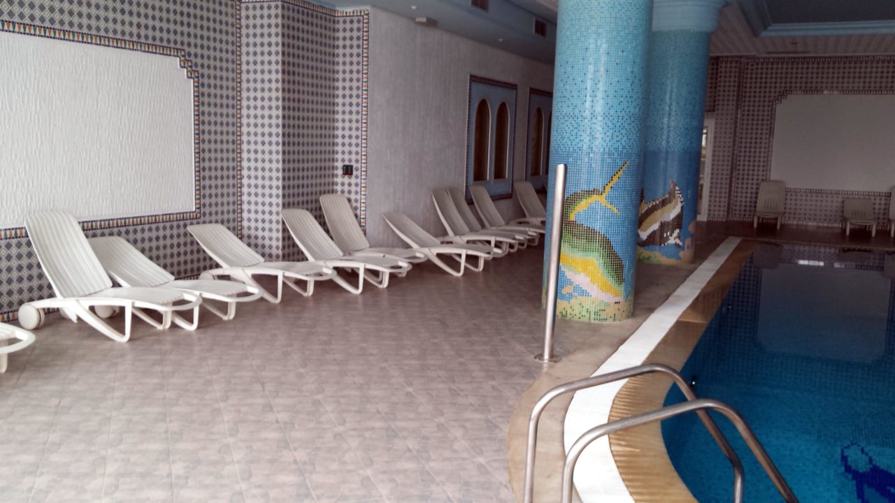 Hallenbad Royal Jinene