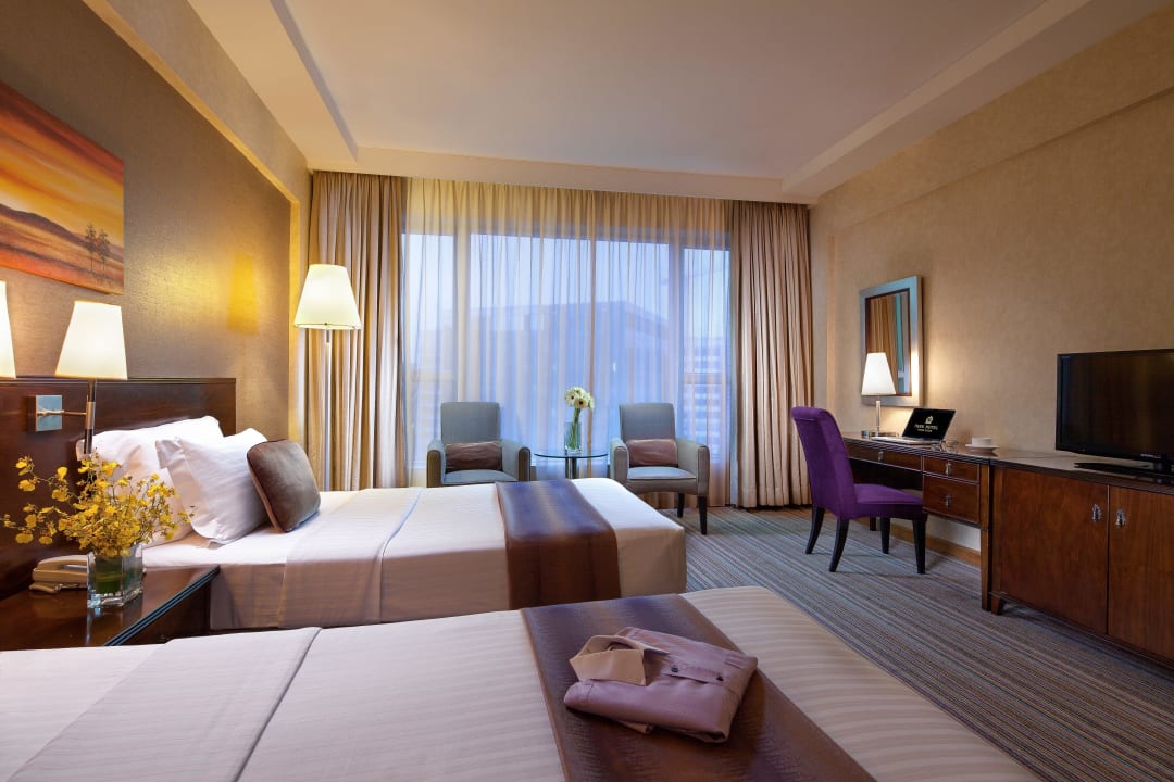 Premier Twin Room Park Hotel Hong Kong