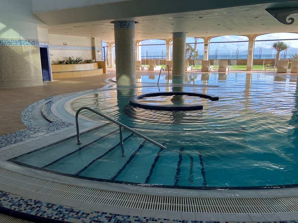 Pool Secrets Bahia Real Resort & SPA