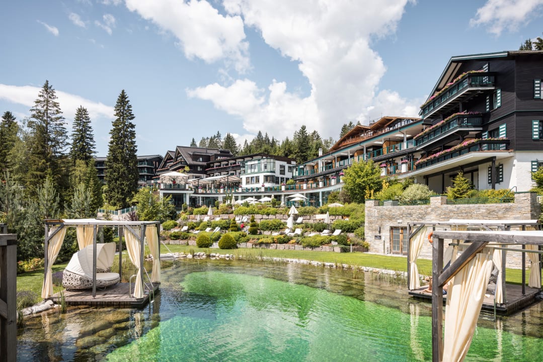 Außenansicht Alpin Resort Sacher Seefeld-Tirol