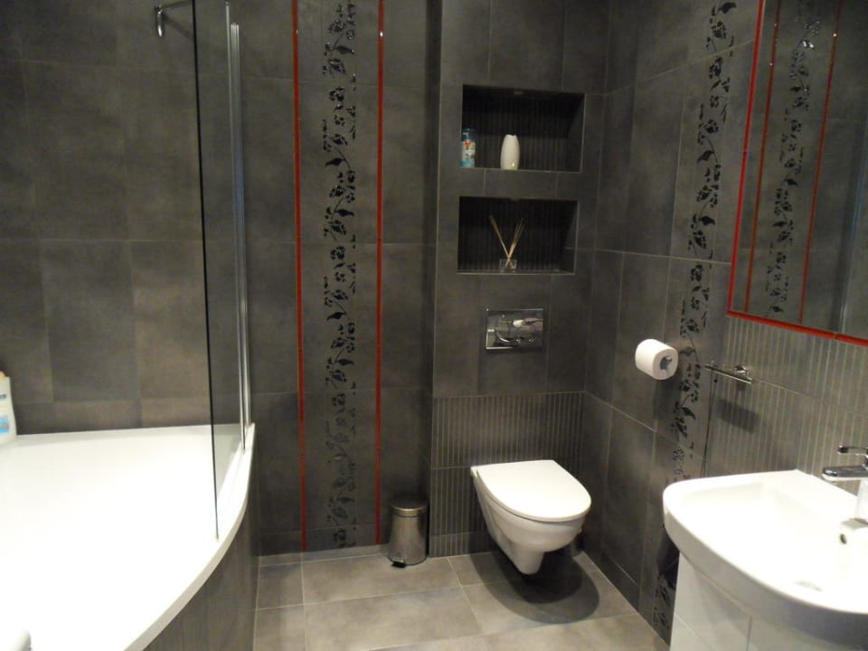 Bad Apartments Bilik