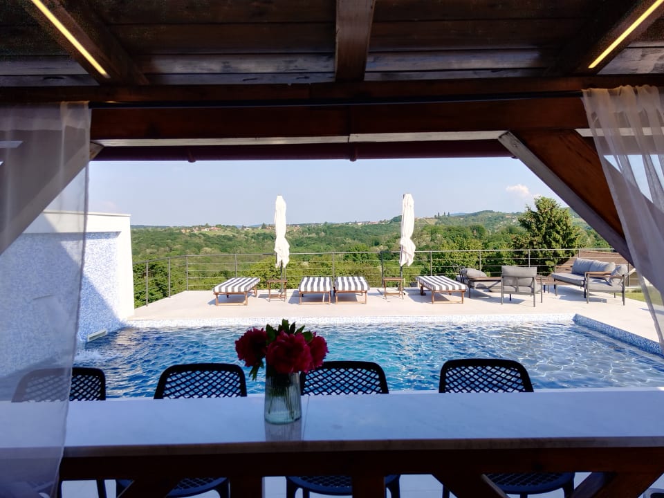 Außenansicht Villa Issa