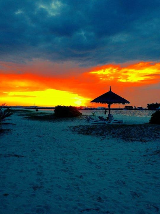 Sonnenaufgang Jacuzzi Beach Villa Nr.114 Kuredu Island Resort & Spa