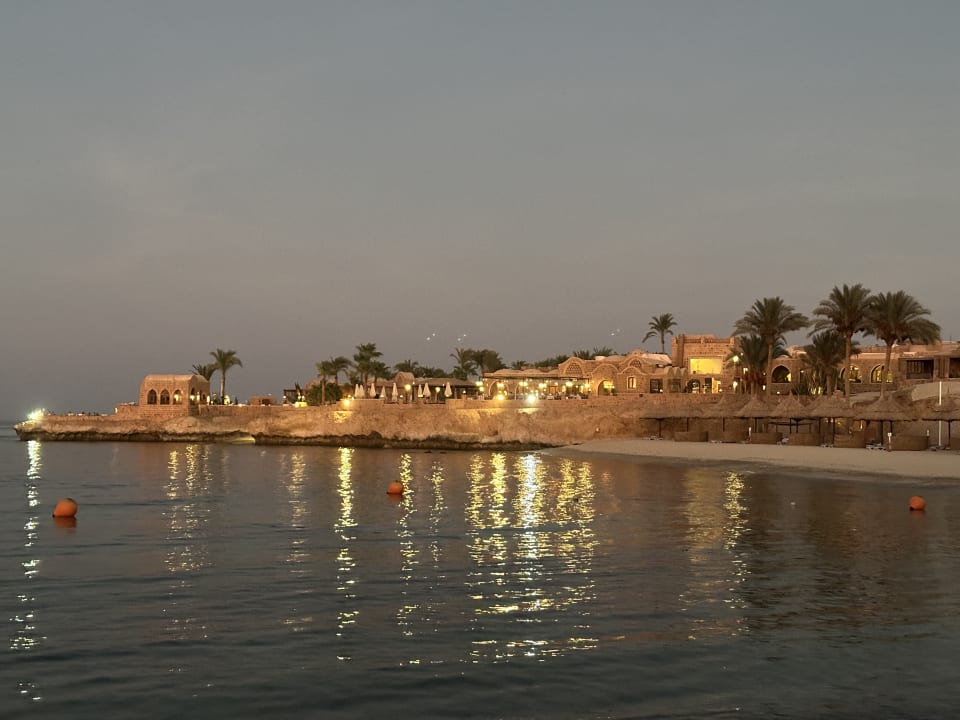 Strand Mövenpick Resort El Quseir