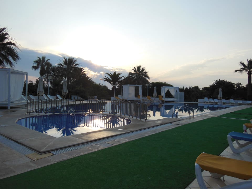 Basen Calimera One Resort Jockey