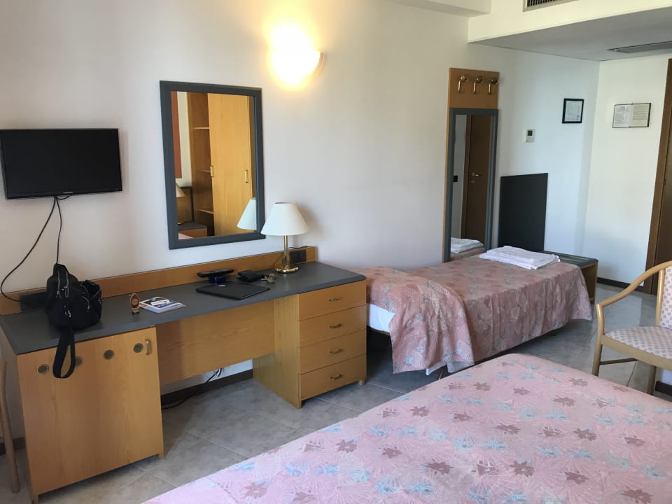 Zimmer Park Hotel Zanzanu