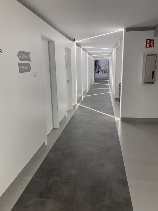 Sonstiges The Ibiza Twiins