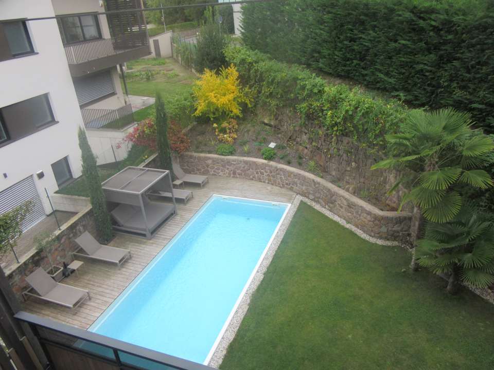 Pool Appius Design Suites