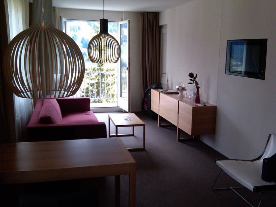 Wohnbereich mit Aussicht Parkhotel Bellevue & Spa