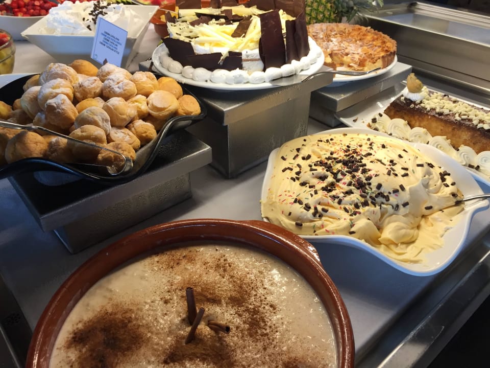 Abendliche Nachspeisen (Teil) Blau Colònia Sant Jordi