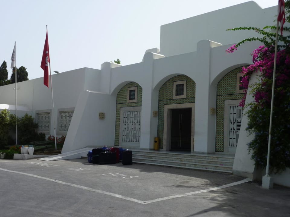 Hotel Eingang The Orangers Beach Resort and Bungalows