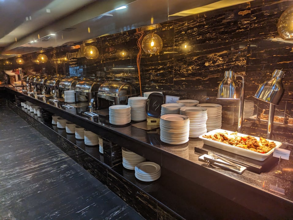 Gastro Mirage Bab Al Bahr Beach Resort