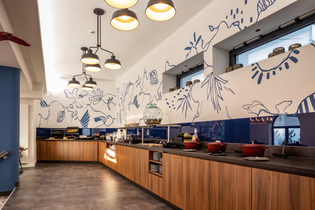 Gastro Holiday Inn - the niu, Rig Lübeck