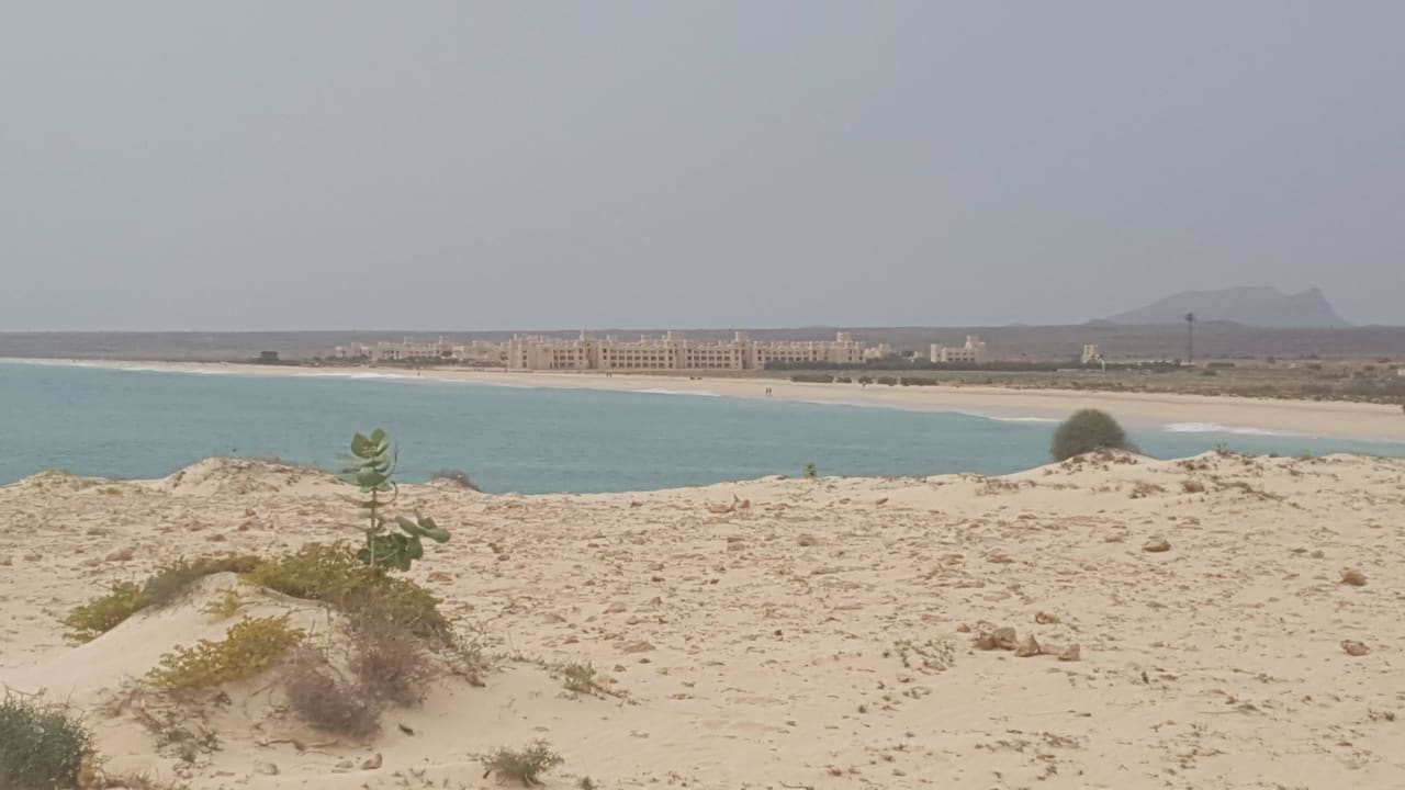 Einsamer Strand ca. 4-5 Km vom Hotel Hotel Riu Touareg