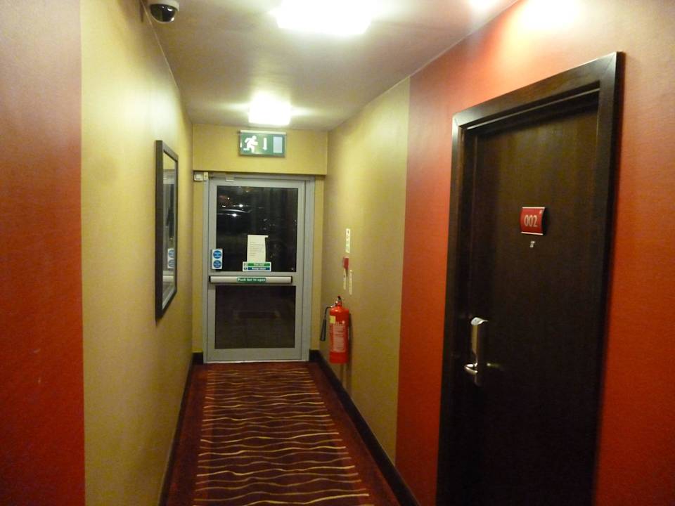 Korytarz Crowne Plaza London - Gatwick Airport