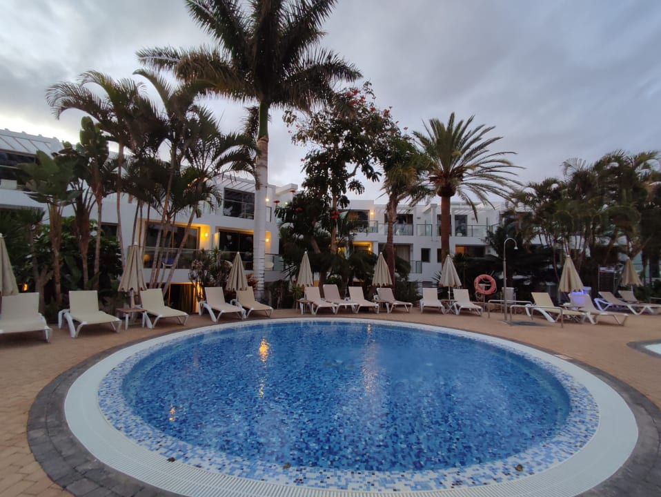 Pool R2 Bahía Playa Design Hotel & Spa - Adults Only