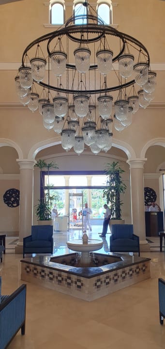 Lobby JAZ Aquamarine Resort