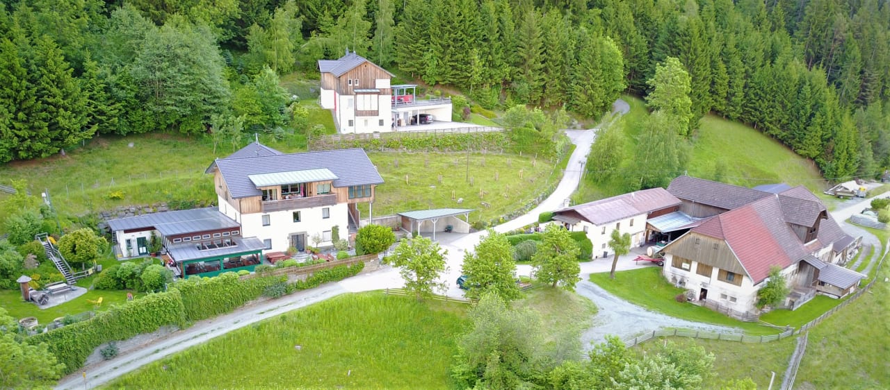 Außenansicht Sonnleitnhof Urlaub am Bauernhof Fam. Kogler - Buschenschenke/Buschenschank