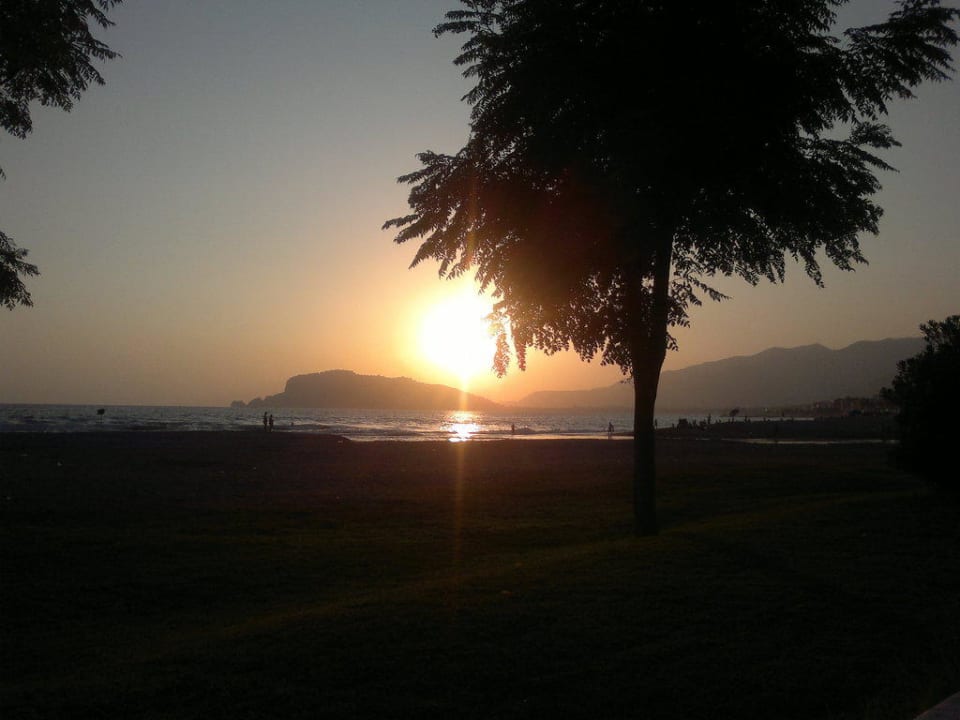 Sonnenuntergang am Hotelstrand Labranda Alantur Resort