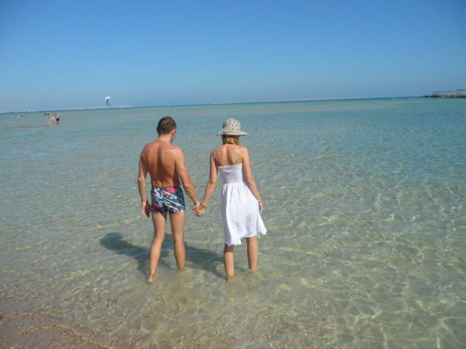 И такая глубина на 500-800 м Titanic Beach Spa & Aqua Park