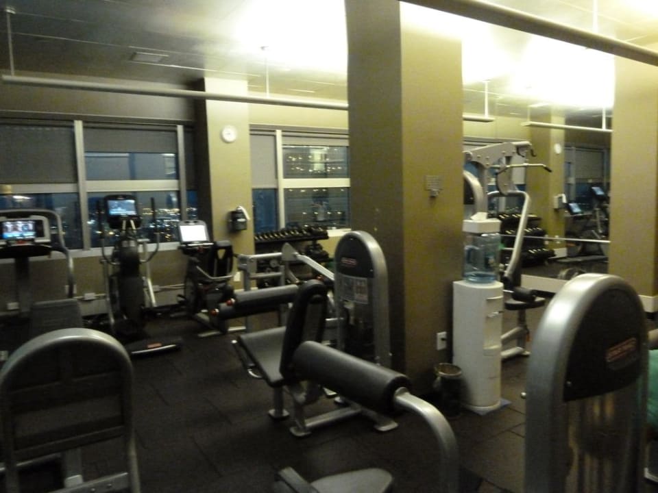 Fitnessbereich Millennium Hilton New York One UN Plaza