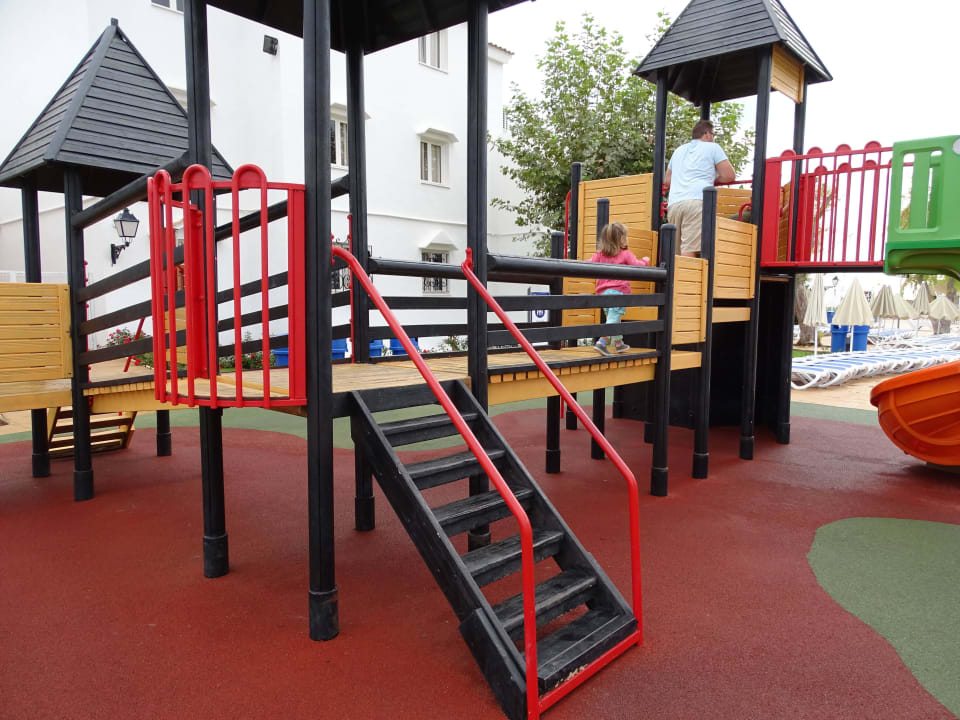 Splash World - Spielplatz Globales Bouganvilla