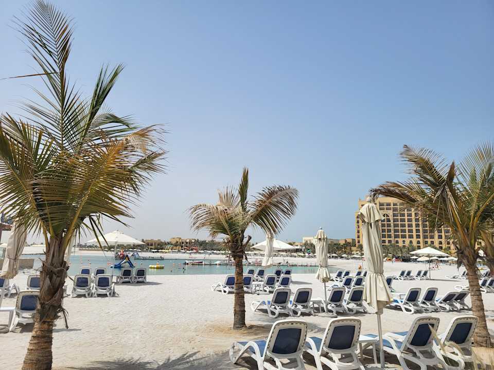 Strand DoubleTree by Hilton Resort & Spa Marjan Island