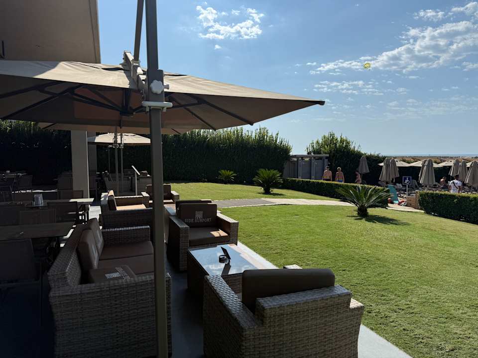 Strand Side Sunport Hotel & Spa