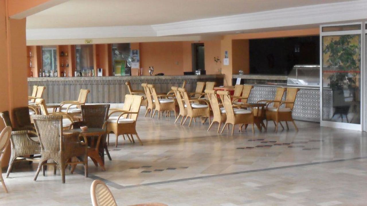 Bar Hotel African Queen