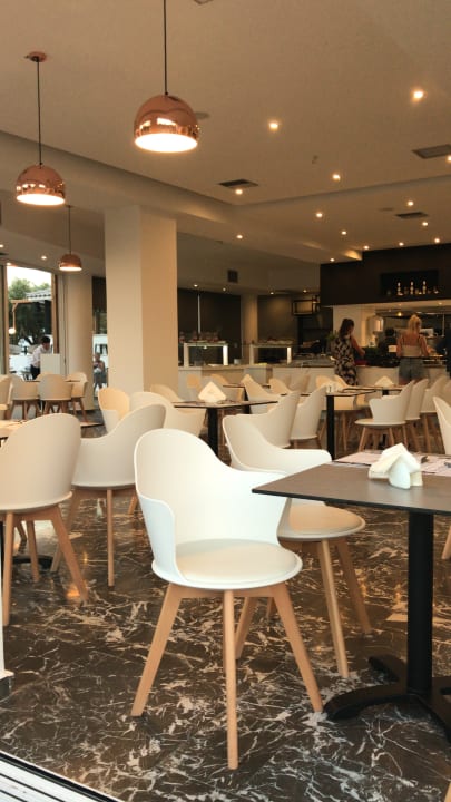 Gastro Vasia Royal Hotel