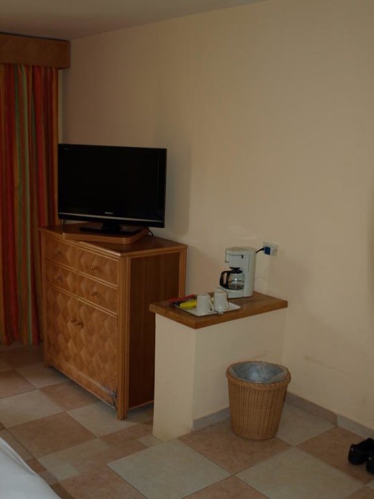 Kaffeemaschine & Fernseher Punta Cana Princess All Suites Resort & Spa