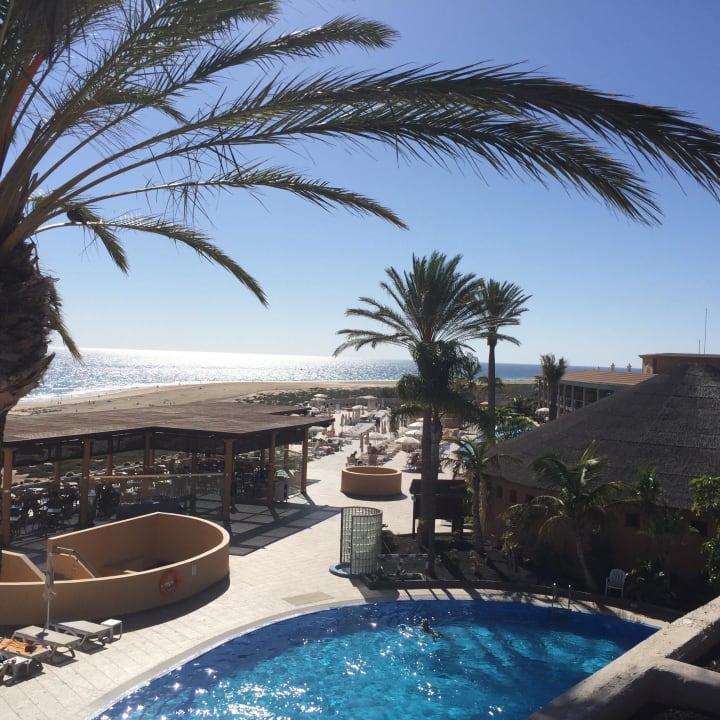 Blick auf den Pool Iberostar Selection Fuerteventura Palace