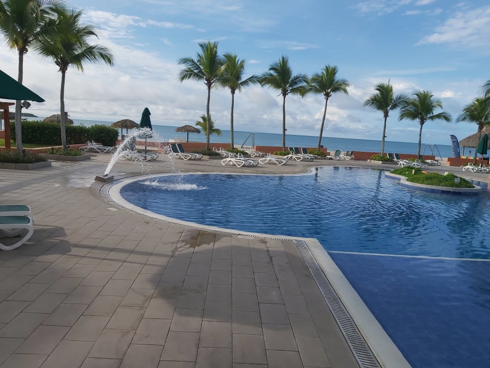 Pool Grand Decameron Panama, A Trademark All Inclusive Resort