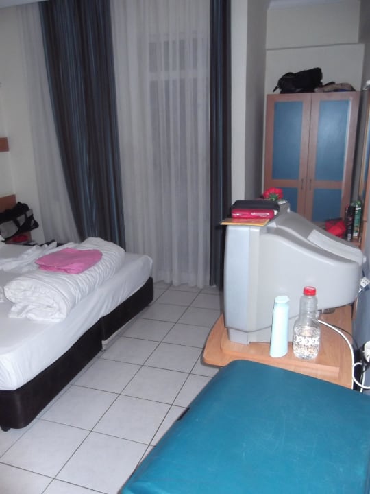 Fernsehener Hotel Aslan City Kleopatra