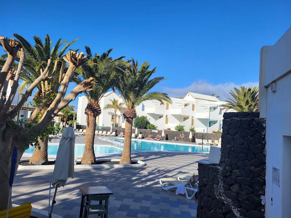 Pool Apartamentos LIVVO Morromar