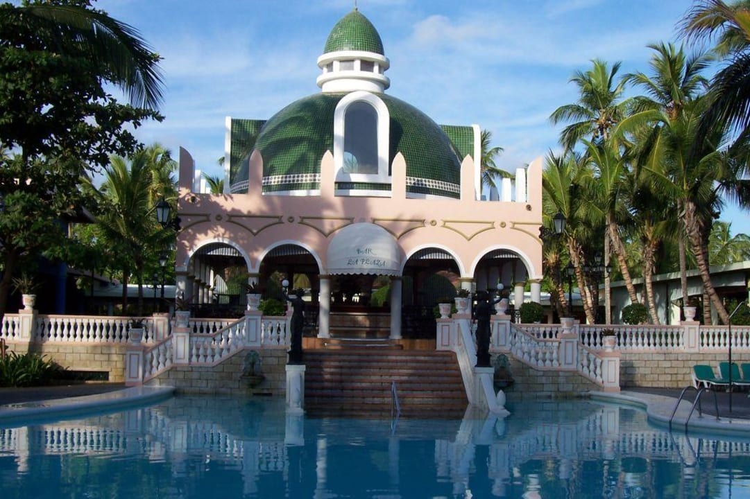 Pool Riu Bambu Hotel Riu Bambu