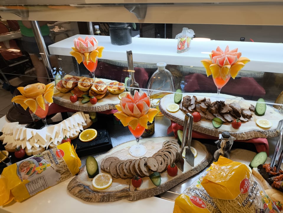Gastro Side Aluna Hotel
