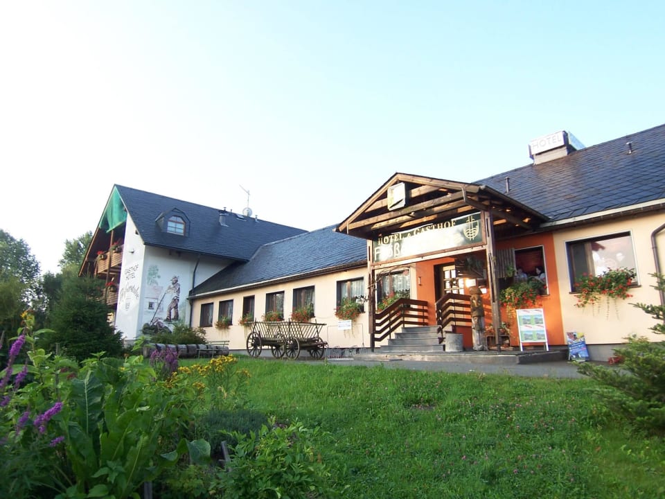 Eingang zur Gaststätte Hotel Flößerstube