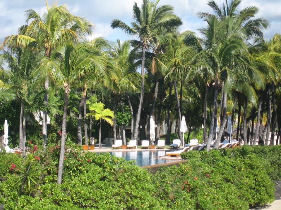 Blick auf Pool Shangri-La Le Touessrok Mauritius