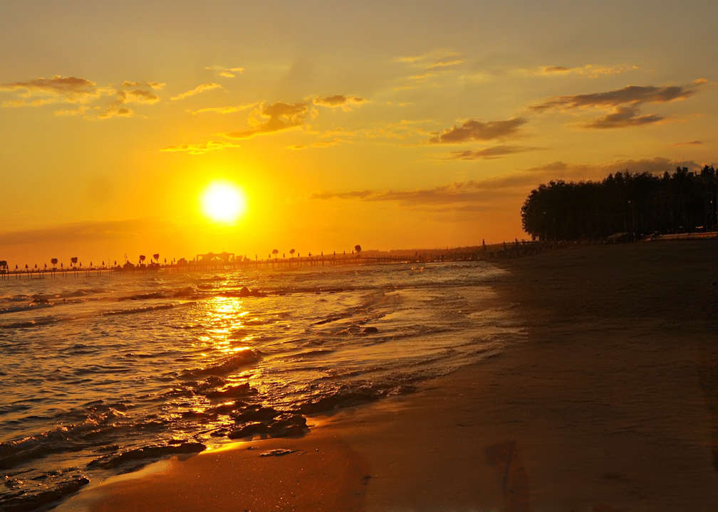 Strand Melas Holiday Village