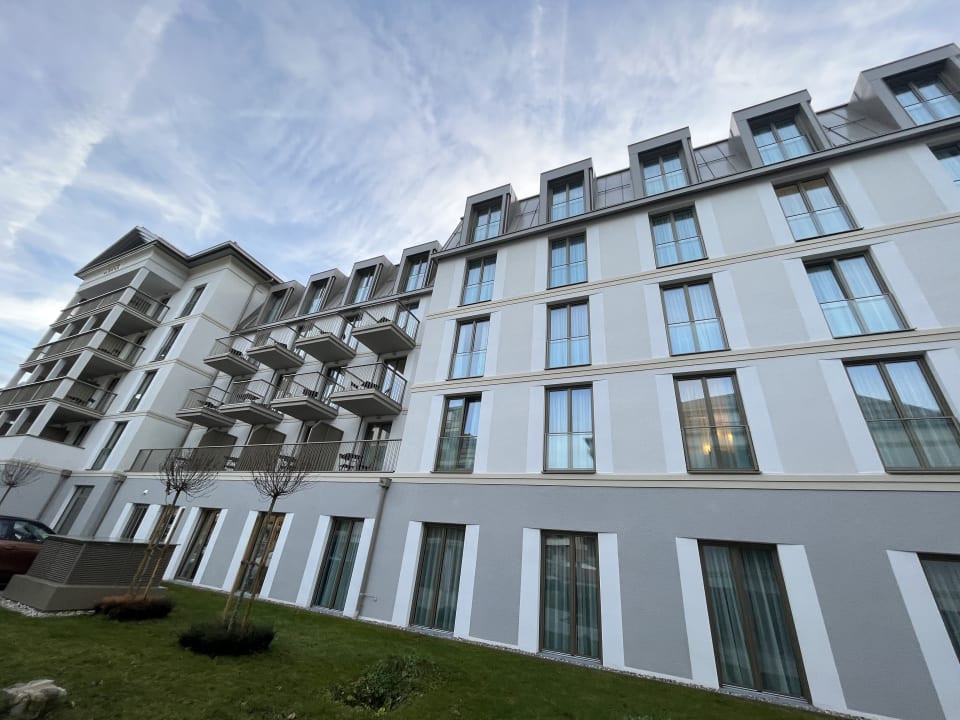 Außenansicht ibis Styles Bad Reichenhall