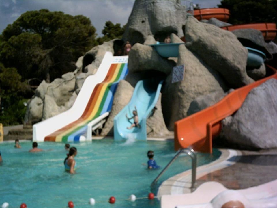 Hotelrutschen am Pool Turquoise Hotel