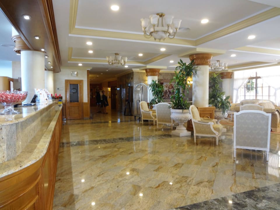 Rezeption Hotel Riu Palace Tres Islas