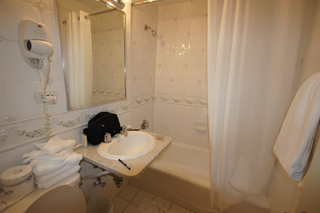 Bad  The Skyline Hotel New York