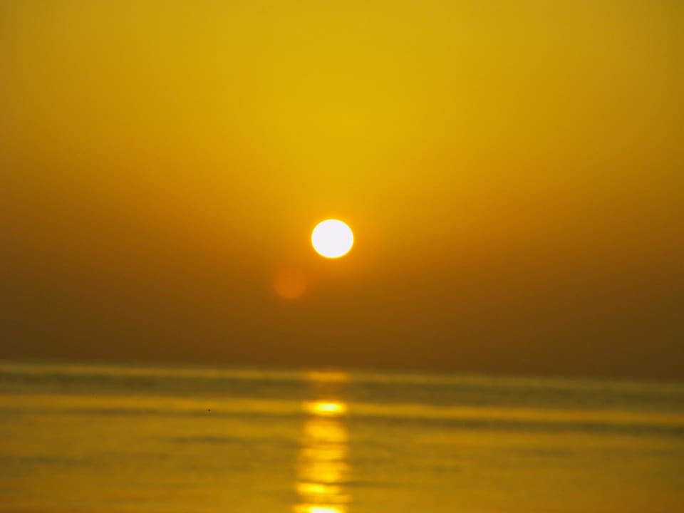 Pláž, východ slnka Hotel Eden Star