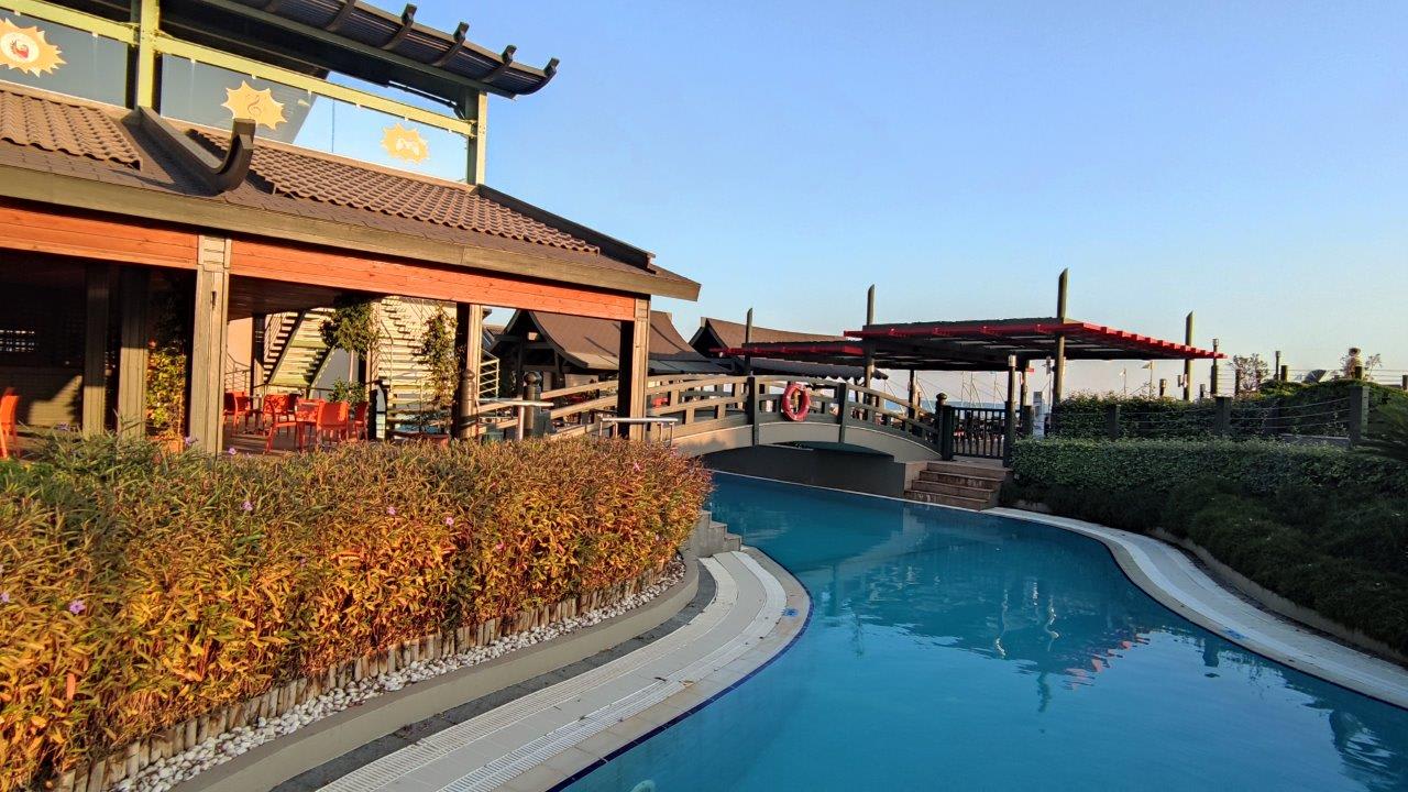 Pool Limak Lara Deluxe Hotel & Resort