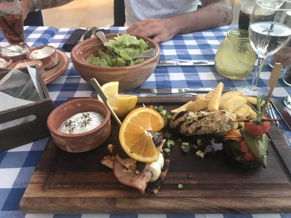 Restaurant Olympic Lagoon Resort Paphos